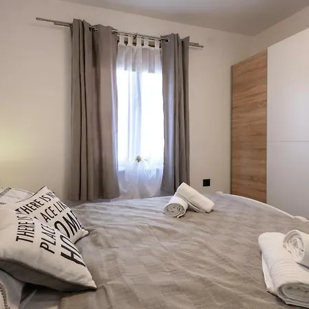 Lovric Apartment Pula