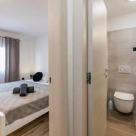 Lovric Apartament Pula